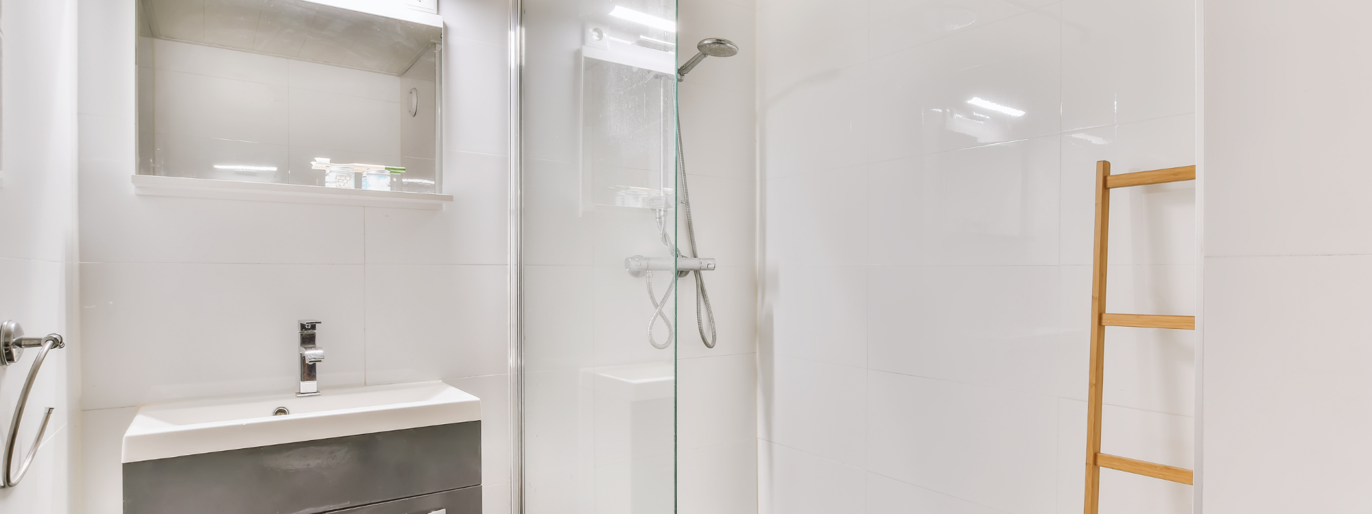 SDB 2000X750 | Schierer Jung Rénovation d’une petite salle de bain dans un studio à Bischheim Bischheim