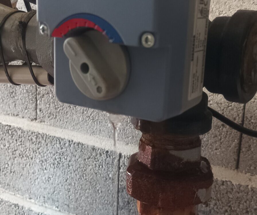 1000028937 896X750 | Schierer Jung Remplacement d’une vanne trois voies qui fuit à Mittelhausbergen Schiltigheim